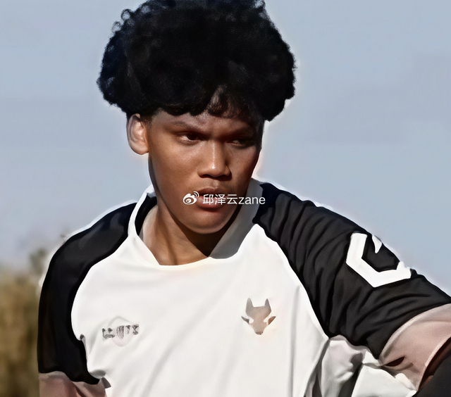 开云平台-国足未来最靠谱归化：17岁安哥拉国少队长来华试训，天赋出众|丹塞尔|法比奥|陕西|中国男足|王钰栋_新浪体育_新浪新闻
