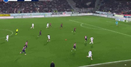 开云官网-【早报】意甲新年首战，米兰小胜登顶！