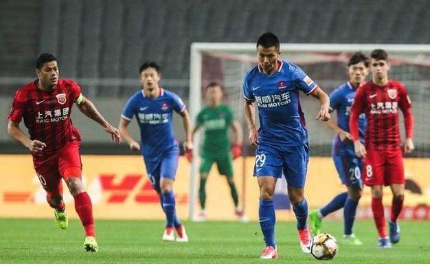 开云app-四次大手术后仍闯荡中超 如今他是“长沙布斯克茨”