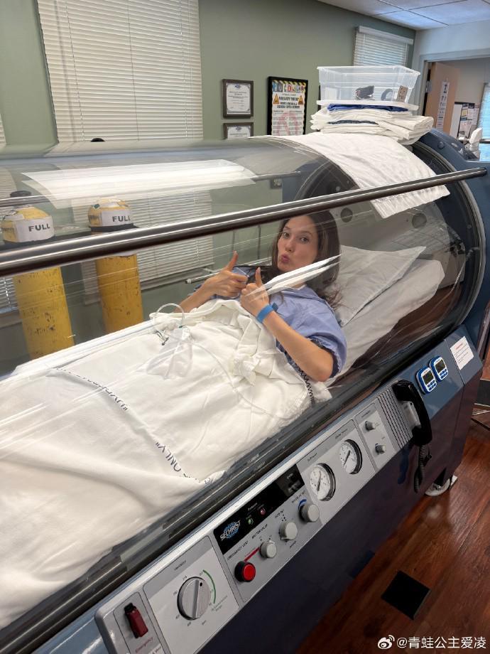 从伤病中恢复，谷爱凌结束康复期重新上雪