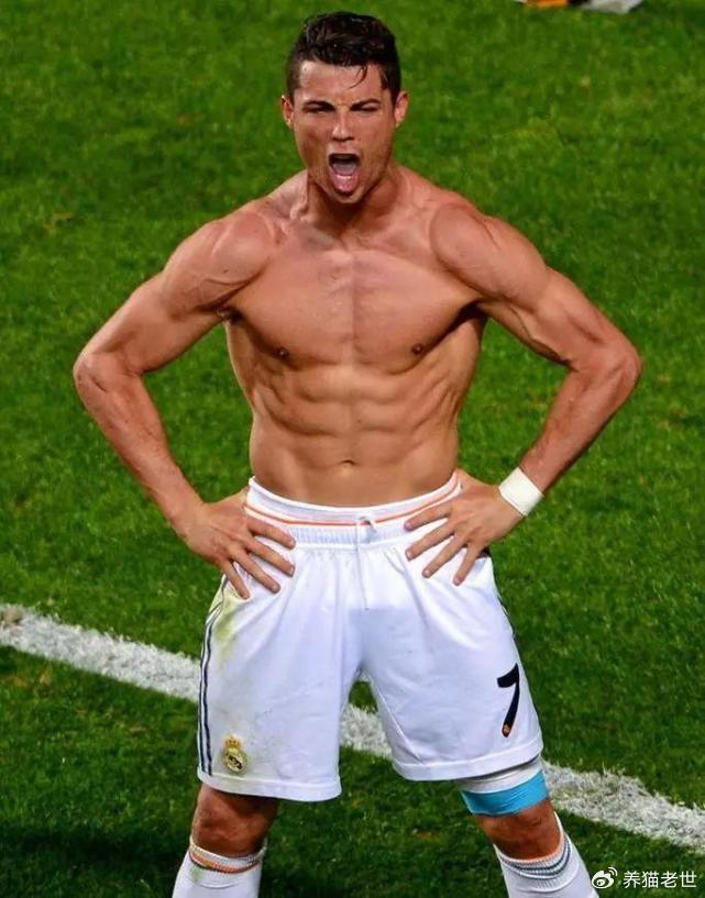开云平台-体坛5大“非人类”肌肉：泰森的脖子，奥尼尔的手臂，C罗的大腿|博尔特|张伟丽|克里斯蒂亚诺·罗纳尔多|迈克尔-泰森|沙奎尔-奥尼尔_新浪体育_新浪新闻