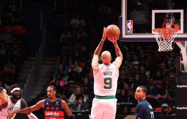 1732942681986030836.jpg 开云平台-【观察】绿军三分为王拥抱潮流,冲击两连冠底气足