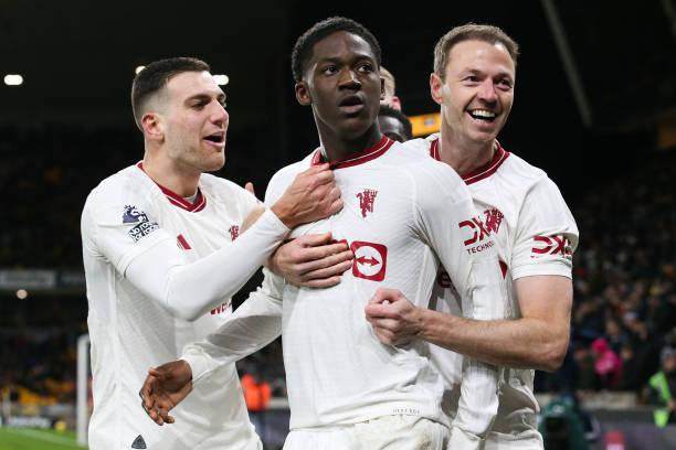 kaiyun-卧龙凤雏挖天坑…曼联又主宰比赛？梅努替老滕圆谎