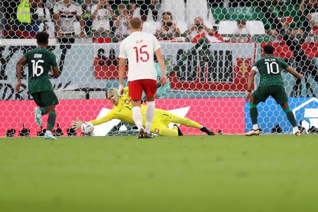 开云app-【世界杯】3C扑点，莱万世界杯首球，波兰2比0沙特