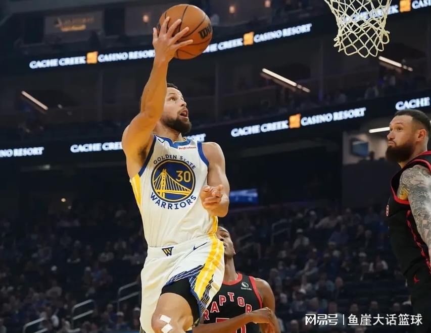 NBA最新排名出炉!火箭升至第四,湖人反超两队,勇士也难上加难