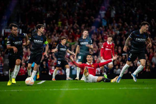 1662688761634009632.jpg 开云官网-林良锋:C罗状态不佳,曼联阵地战拉胯又吃裁判暗亏