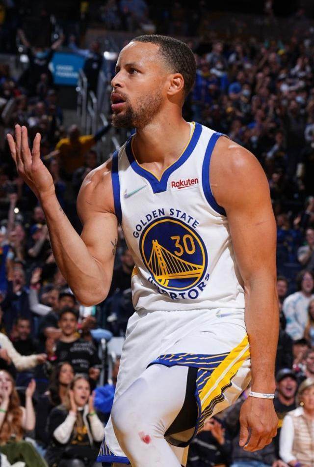 1650411043776048823.jpg 开云官网-【早报】9球双杀+8场交手不败!红军轻松拿捏红魔!