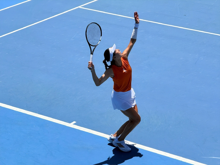 开云平台-以巧破力,以韧克刚!王欣瑜逆转前法网冠军,解锁生涯新版图|奥斯塔彭科|女单|澳网|发球|美网_新浪体育_新浪新闻