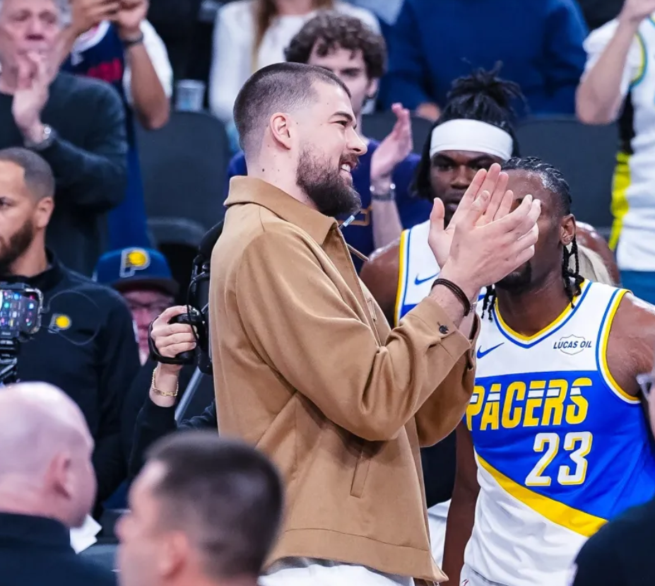 开云官网-新星重伤！快船送步行者7连败 伦纳德新纪录 加兰12+8 勇士麻烦了