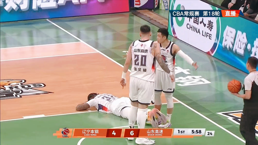 开云平台-山东男篮硬气！硬杠裁判争议，险胜辽宁男篮，高诗岩末节霸气12分
