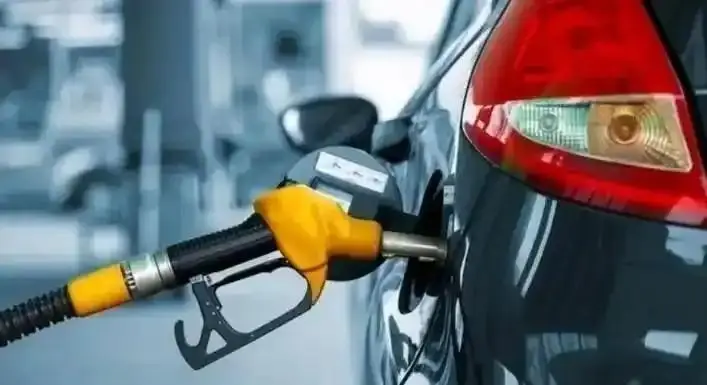 开云体育-油车降费电车缴费，2026年公路税费大改，你的车一年到底亏没亏？