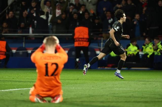 kaiyun-求胜欲抵不过罗帅昏招，蓝军惨遭5球复仇一点不冤