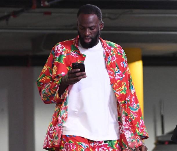 kaiyun-连续两场正负值全场最低,格林5中1仅得到4分&还有3失误4犯规